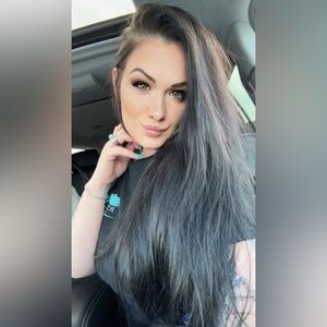 Meet your Posher, Tiffany